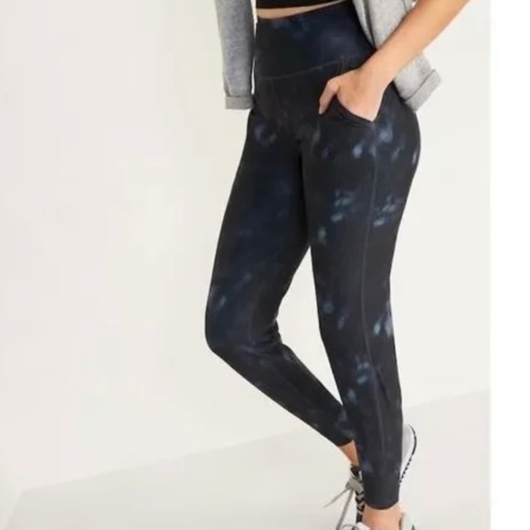 Old Navy Powersoft High Rise Jogger (M) - Picture 14 of 15